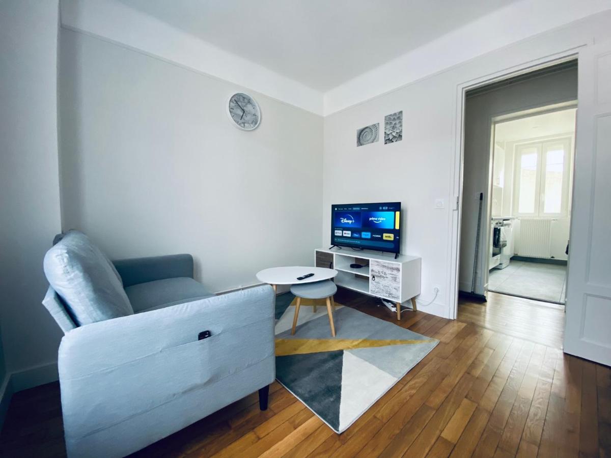 Cozy Appart' 2 Centre Ville Proche Gare Massy - Cozy Houses Exterior foto