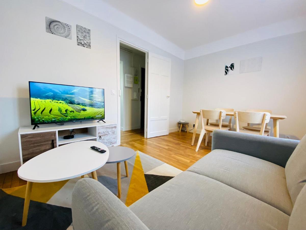 Cozy Appart' 2 Centre Ville Proche Gare Massy - Cozy Houses Exterior foto